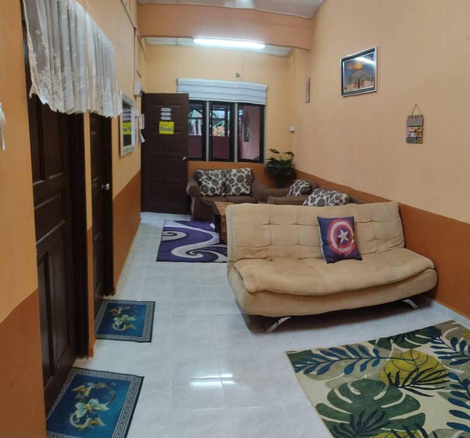 Ns Homestay Private Pool Tanah Merah  Buitenkant foto